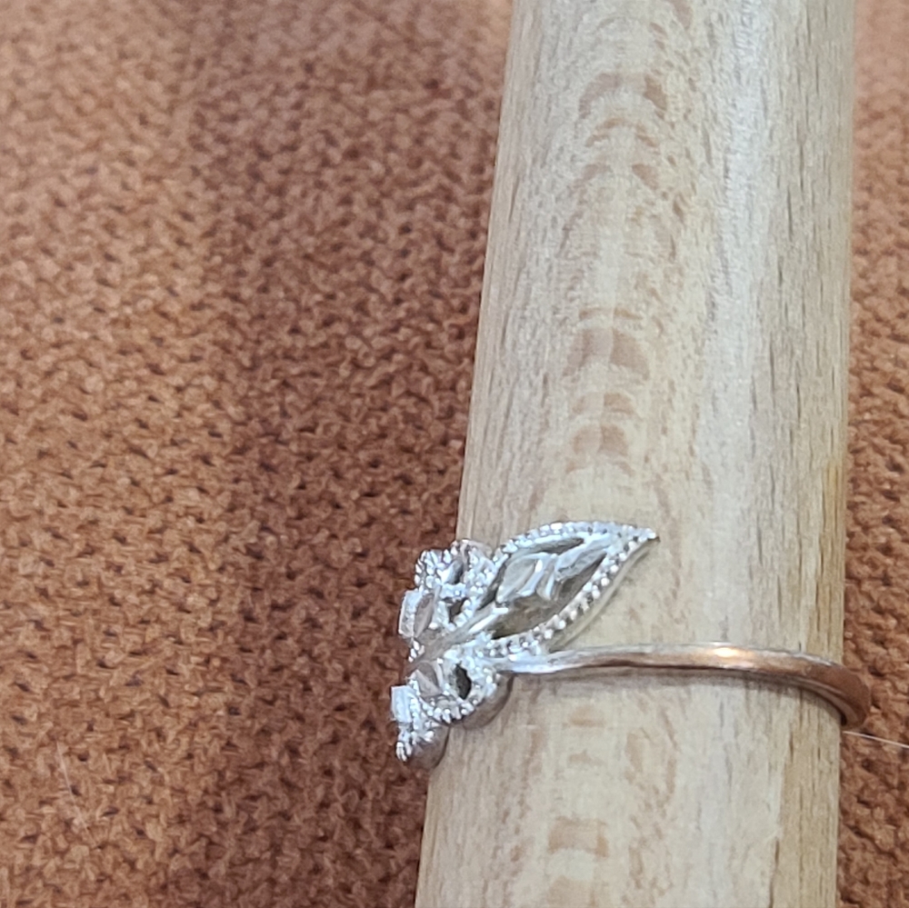 Delicate Sterling Silver Leaf Band Ring 925 - Picture 5 of 12